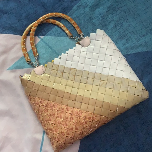 Fun candy wrapper purse- like new - Picture 2 of 5